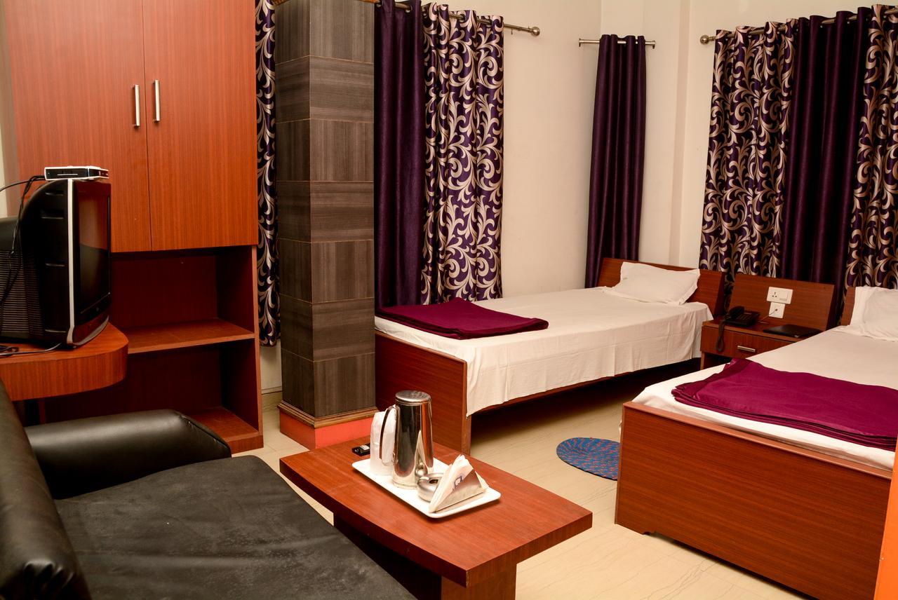 Hotel Galaxy International Koch Bihār 외부 사진